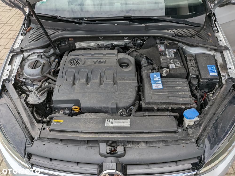 Volkswagen Golf 1.6 TDI (BlueMotion Technology) Trendline - 27