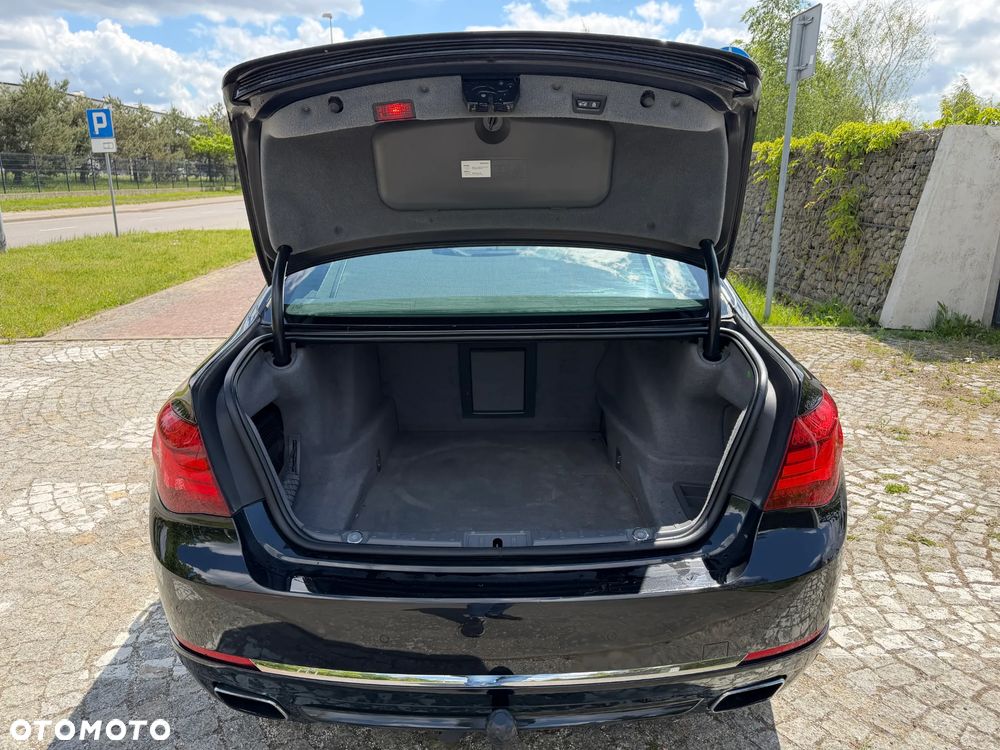 BMW Seria 7 740d xDrive Edition Exclusive - 18
