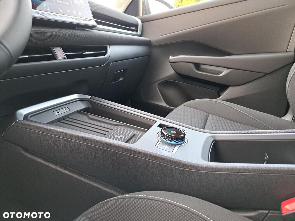 Volkswagen T-Roc - 15