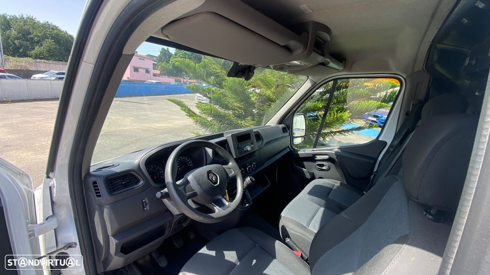 Renault Master III 2.3 dCi L2H2 3.5T - 21