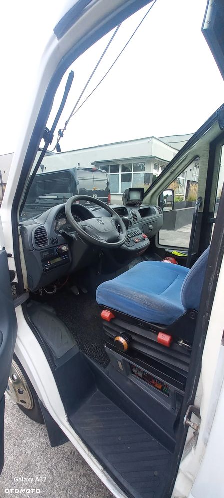 Mercedes-Benz Sprinter 616 - 9