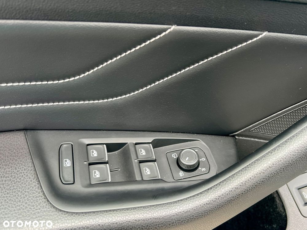 Volkswagen Passat 2.0 TDI SCR R-Line Plus DSG - 20