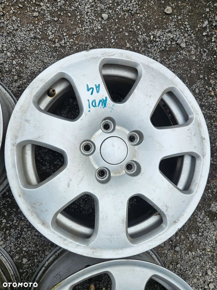 Felgi Aluminiowe Audi 5x112 15" 7Jx15 ET39 8E0601025 - 2