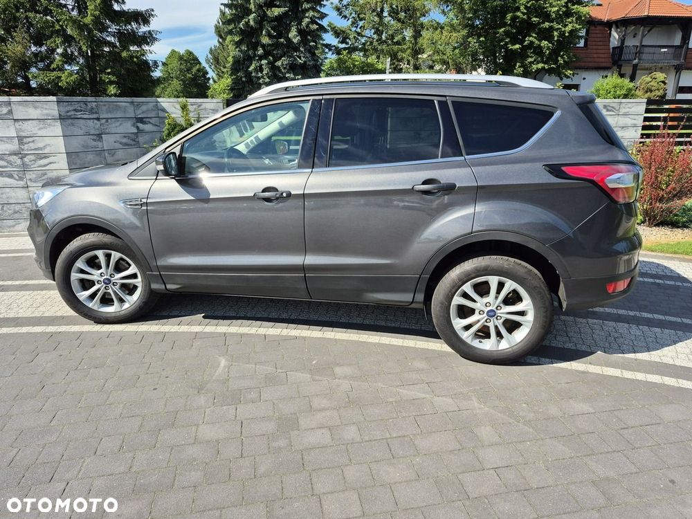 Ford Kuga - 2
