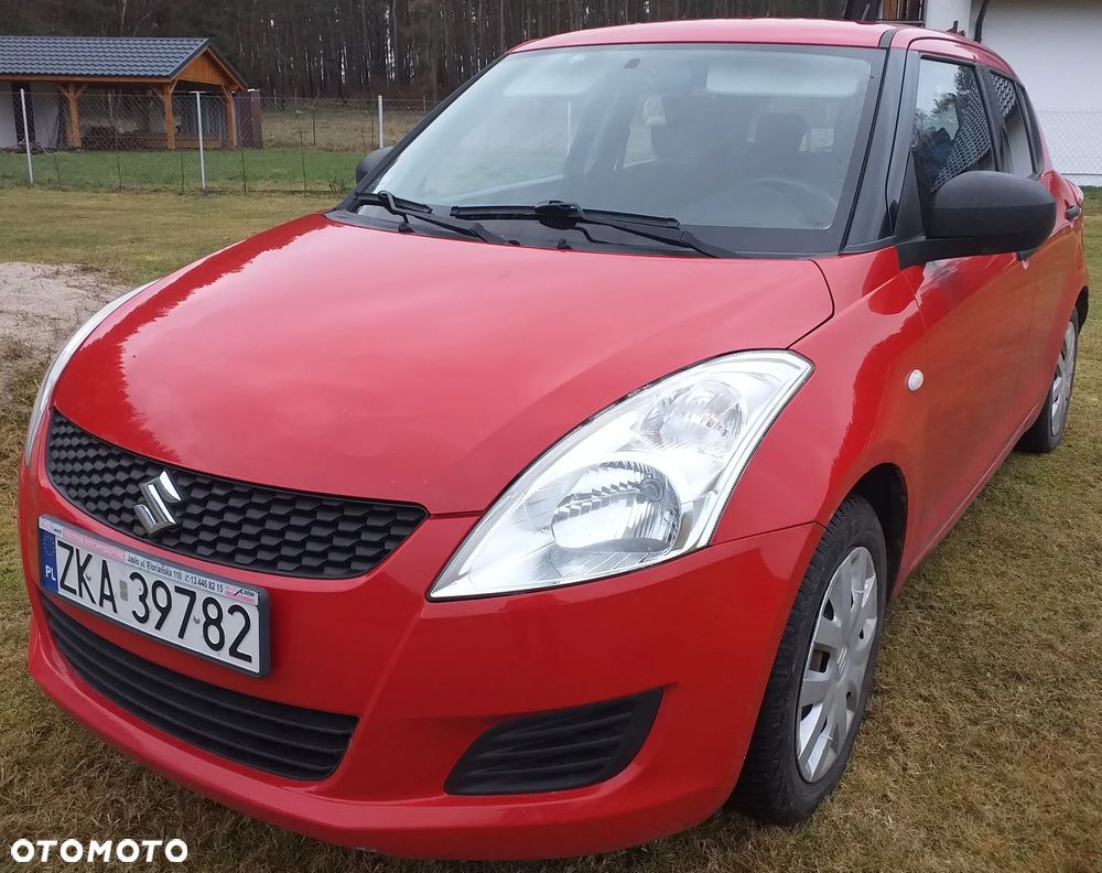 Suzuki Swift 2011 photo 3