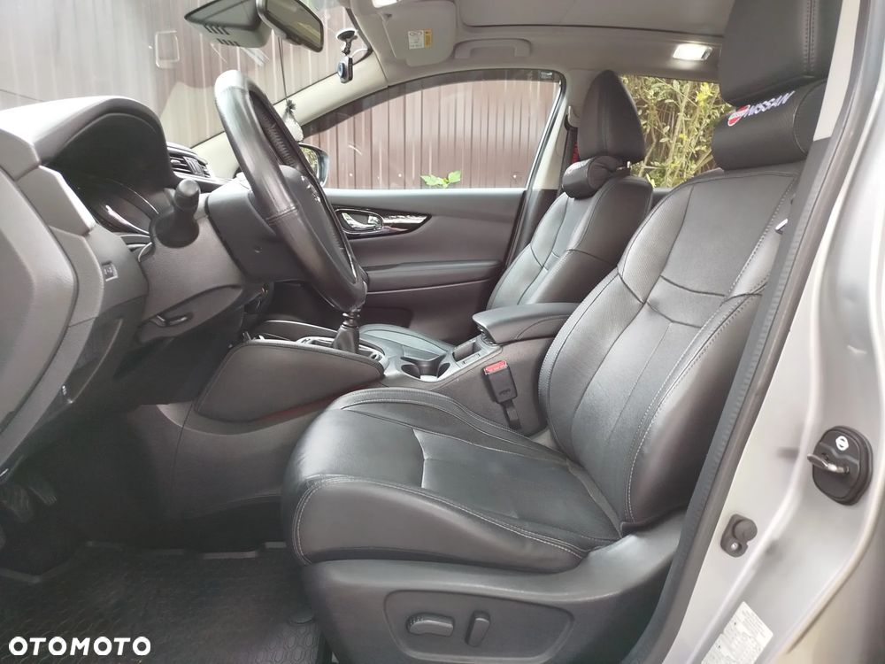 Nissan Qashqai 1.2 DIG-T Tekna EU6 - 18