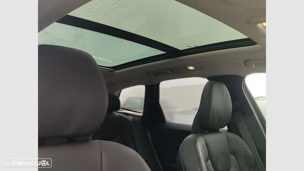 Volvo XC 60 2.0 T6 PHEV Ultra Dark AWD - 18