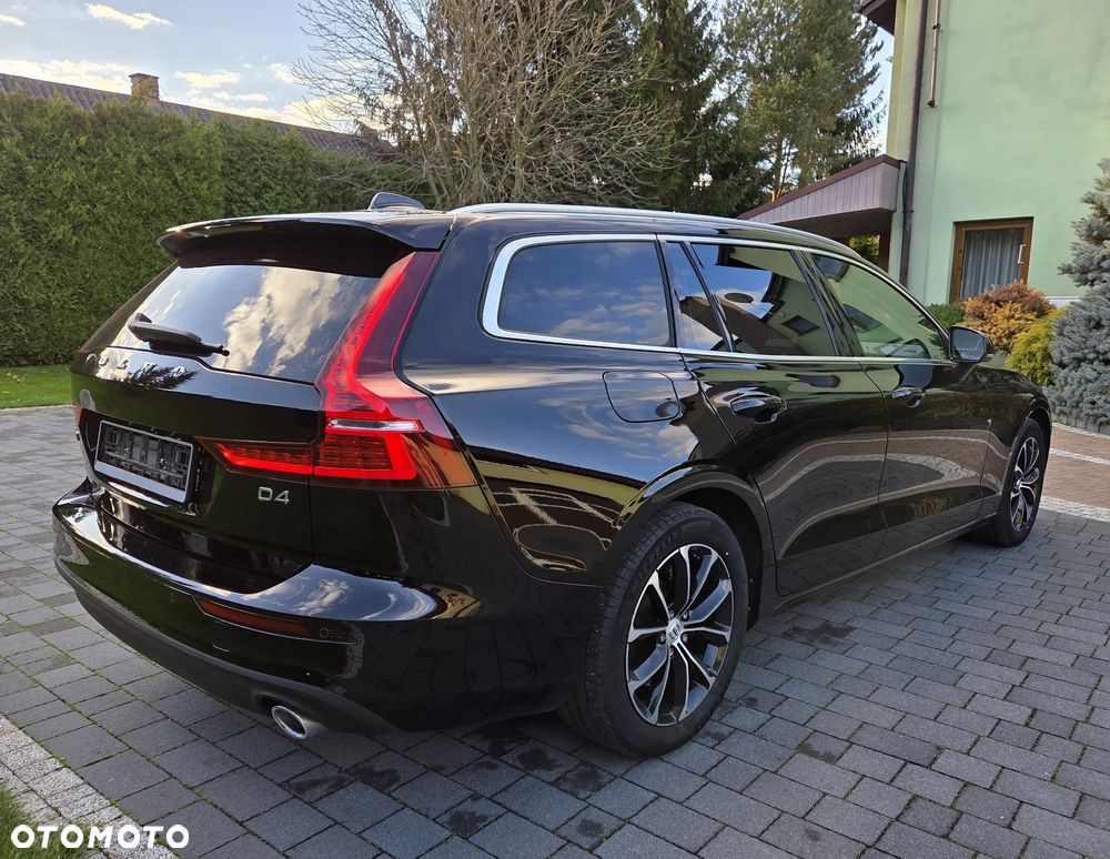 Volvo V60 D4 Geartronic Momentum Pro - 11