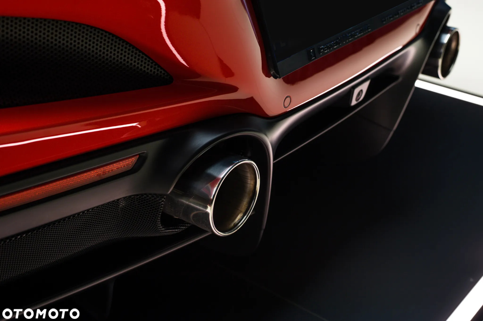 Ferrari F8 Spider - 11