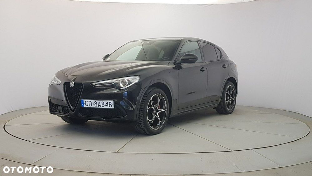 Alfa Romeo Stelvio - 3