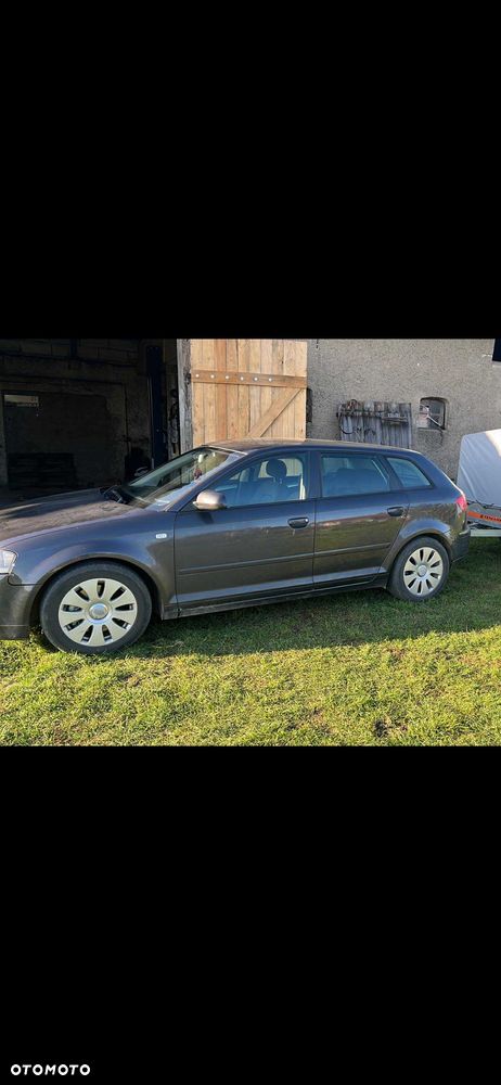 Audi A3 Sportback 1.9 TDI Attraction - 4