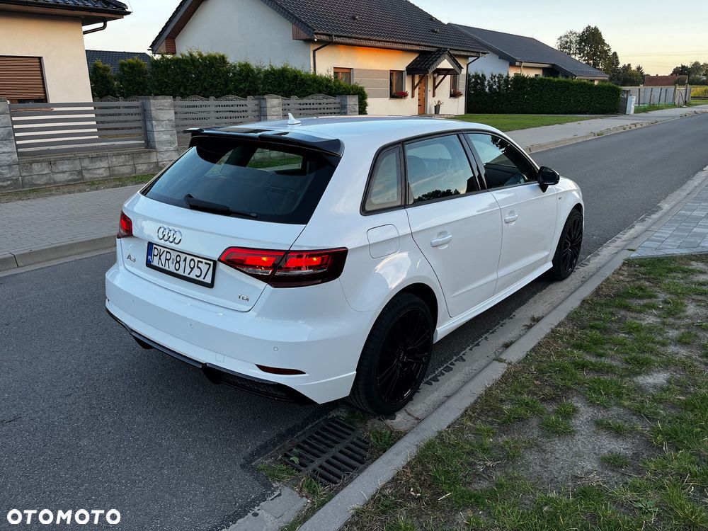 Audi A3 Sportback - 6