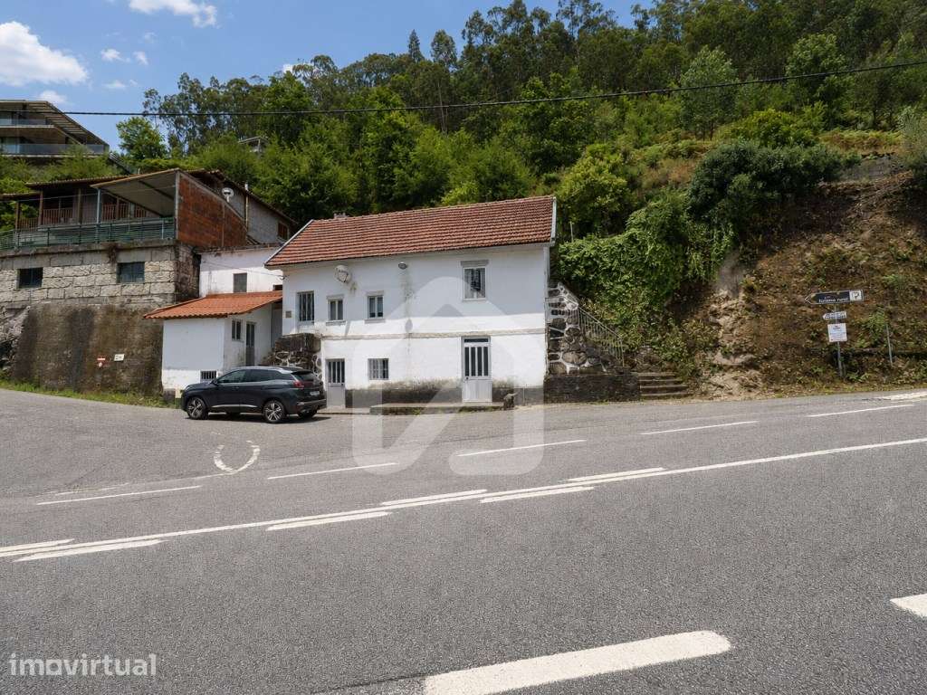 Moradia T3 para Restauro com Vista Rio | Gerês - Grande imagem: 4/20