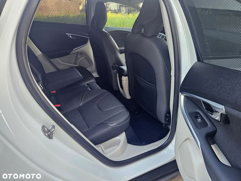 Volvo V40 Cross Country D2 - 15