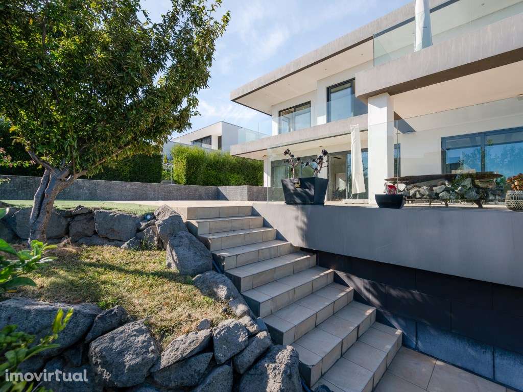 Moradia T8 c/Piscina | Queijas - Grande imagem: 5/60