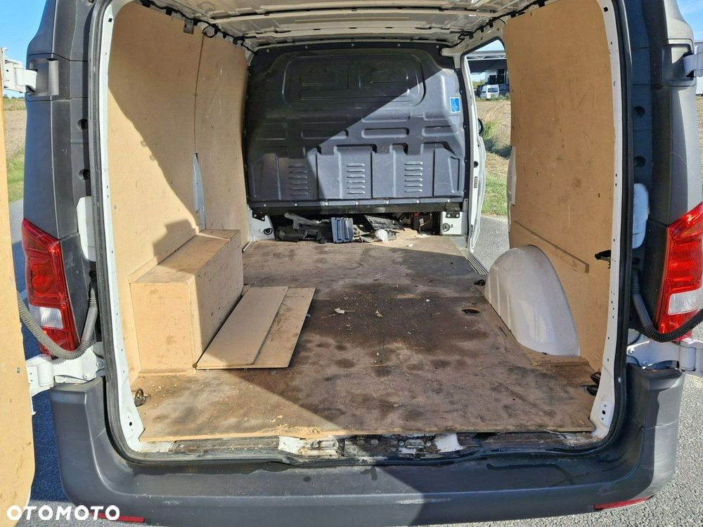 Mercedes-Benz Vito - 26