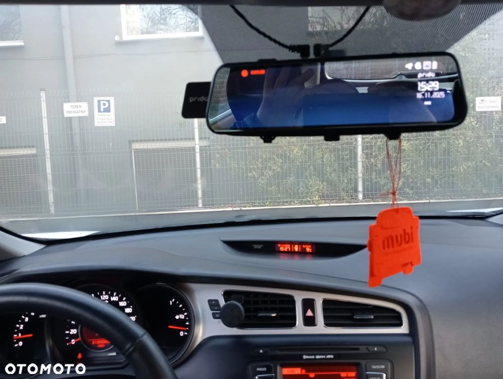 Kia Ceed 1.6 CRDi M - 11