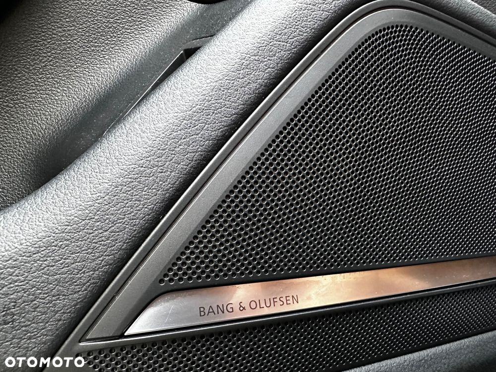 Audi A6 Avant 40 TDI S tronic S line - 23