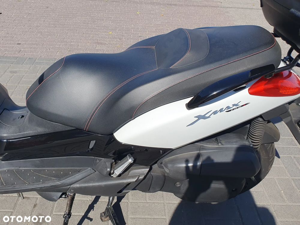 Yamaha X-max - 33