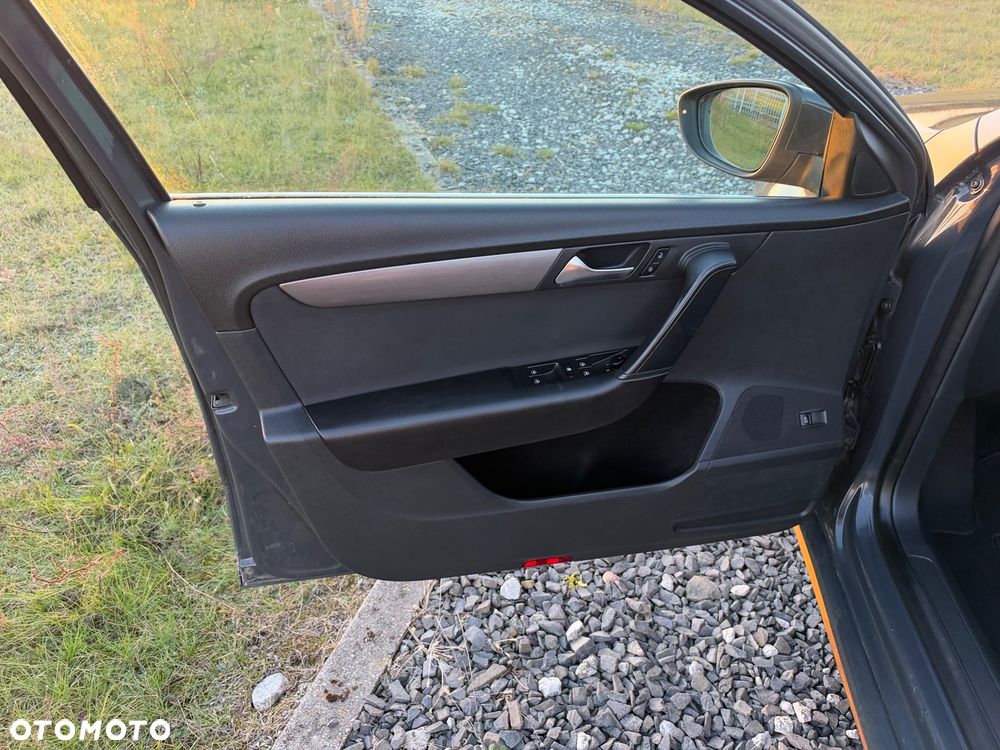 Volkswagen Passat Variant 1.4 TSI BMT Comfortline DSG - 26