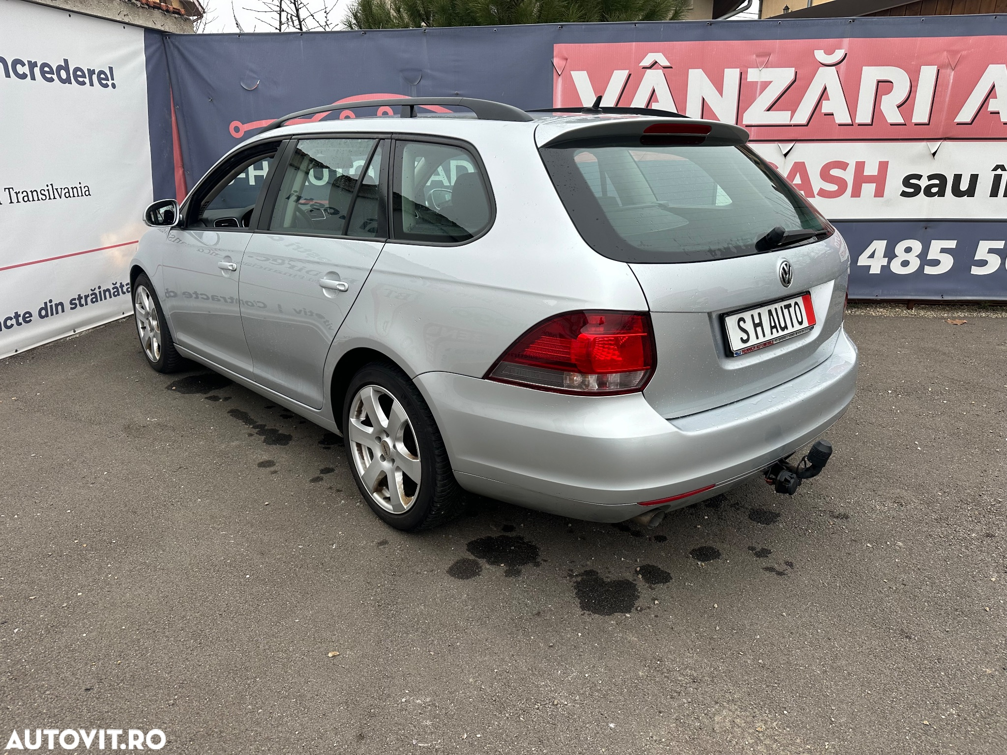 Volkswagen Golf 1.6 TDI BlueMotion Technology DPF Highline - 5
