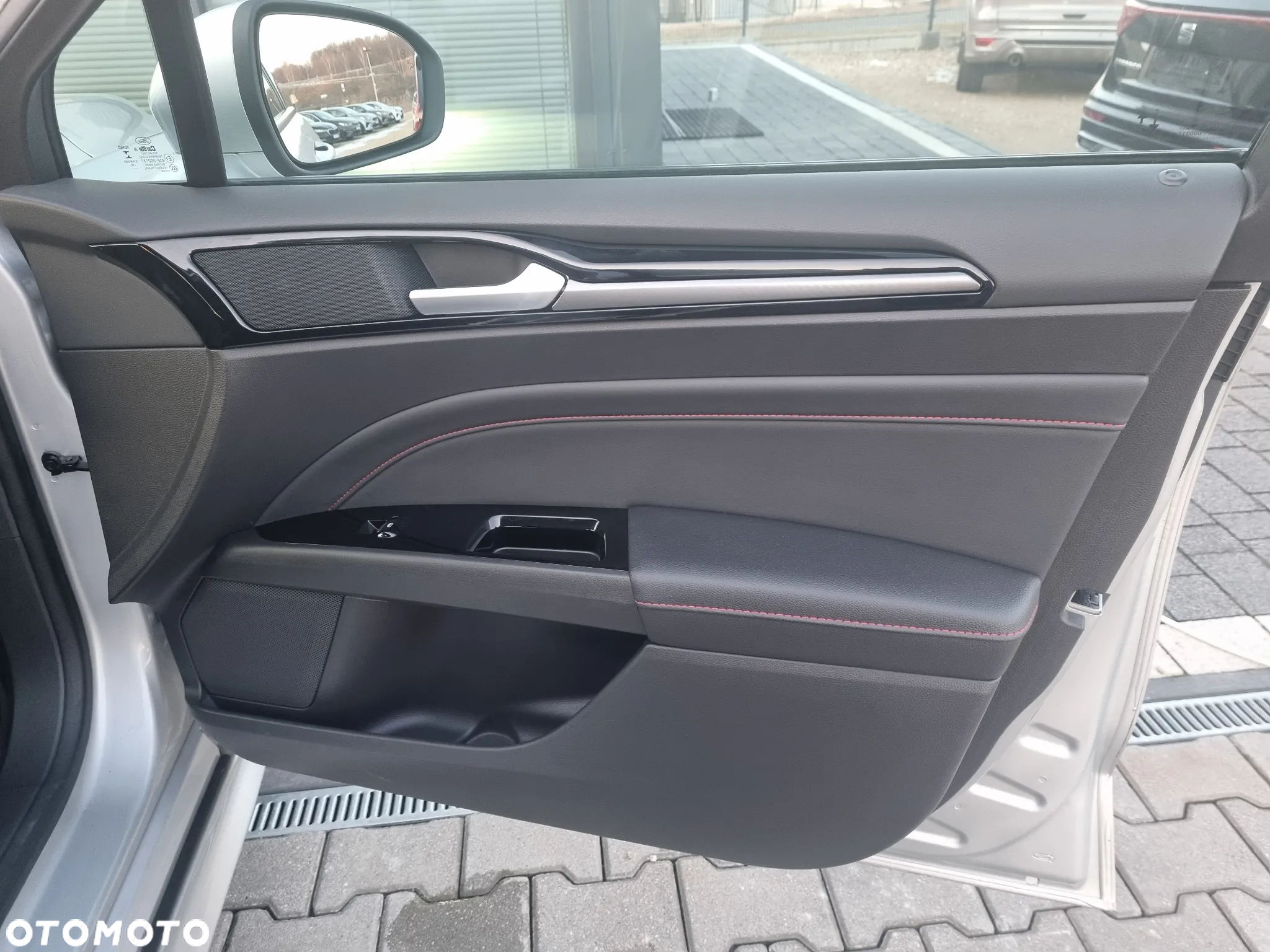 Ford Mondeo 2.0 EcoBlue Titanium - 27