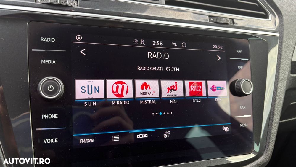 Volkswagen Tiguan - 14