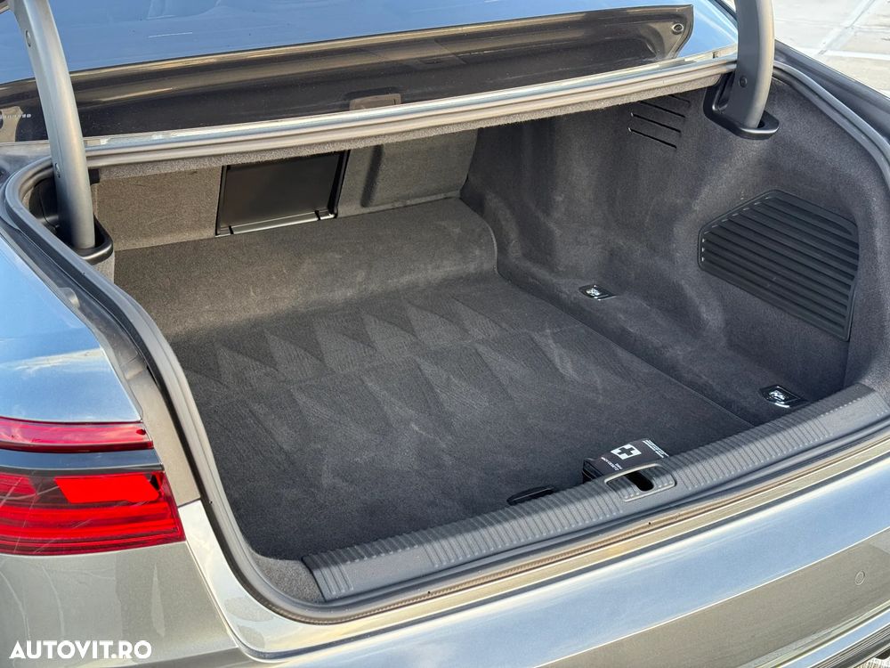 Audi S8 4.0 TFSI quattro Tiptronic - 35