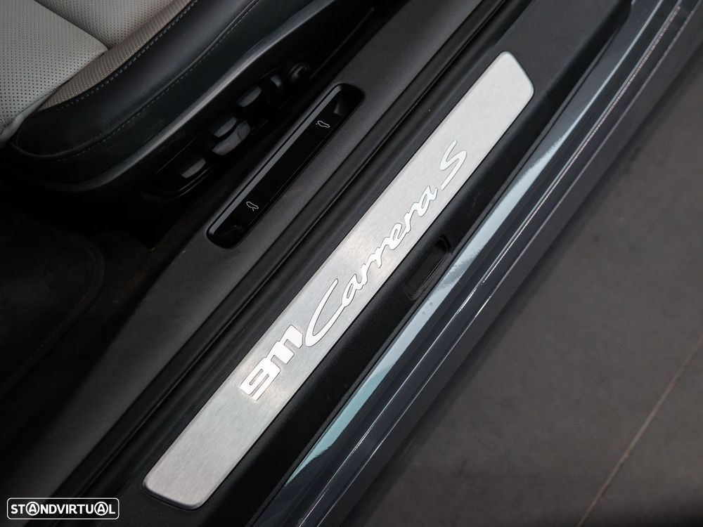 Porsche 911 (992) Carrera S - 21