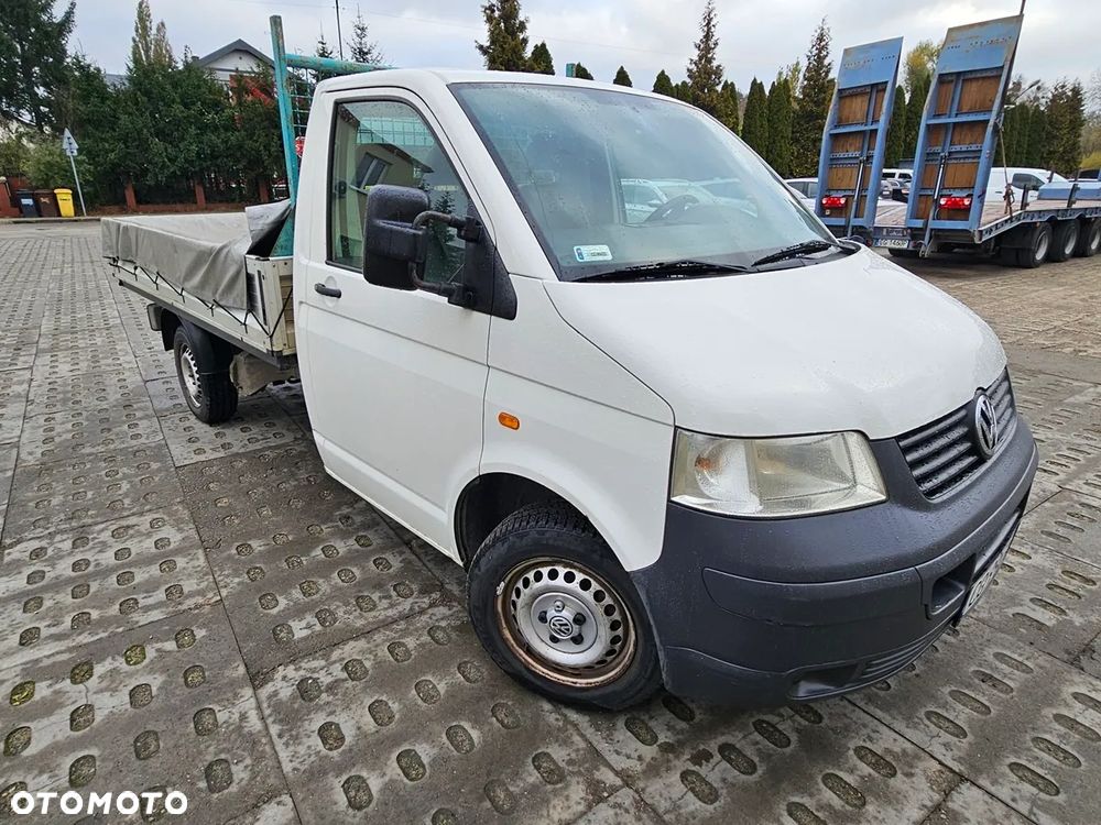 Volkswagen Transporter - 1