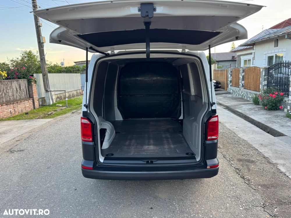 Volkswagen Transporter - 14