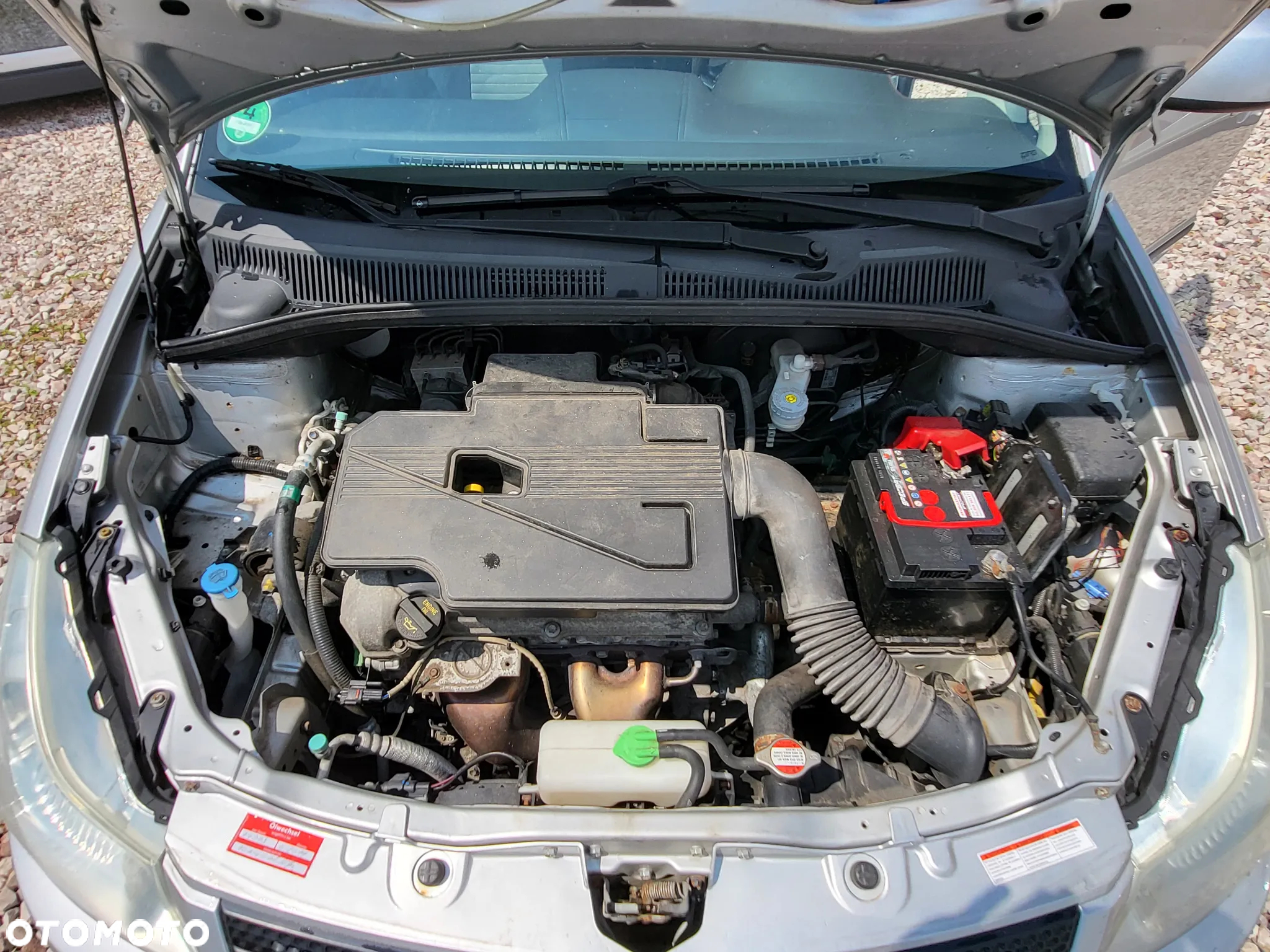 Suzuki SX4 1.6 GS / Premium - 14