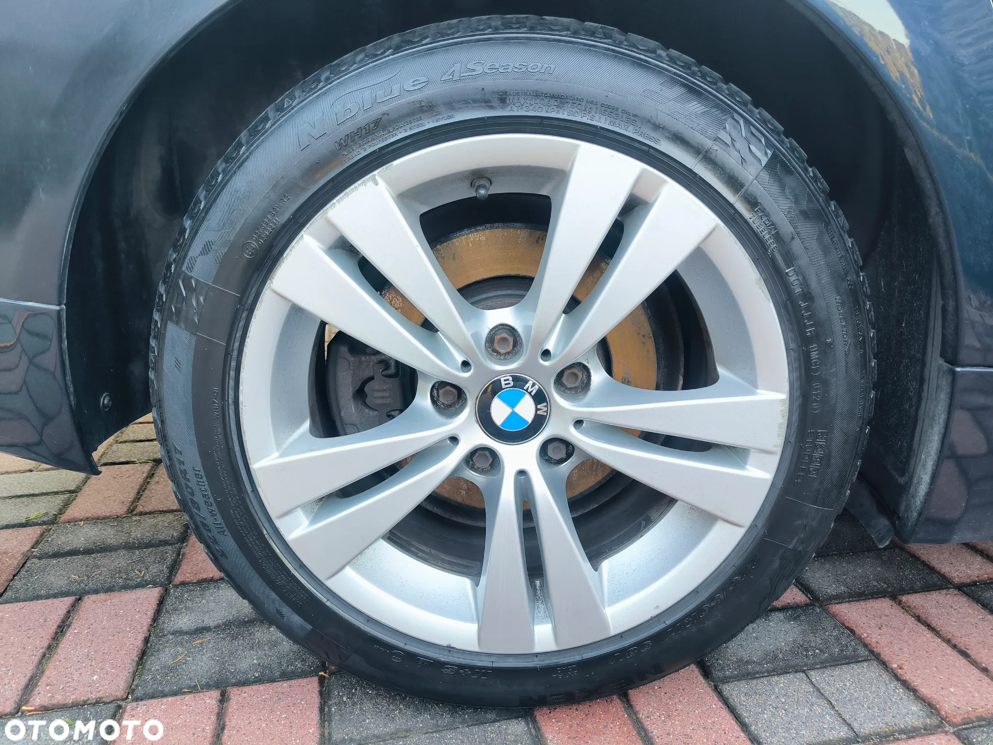 BMW Seria 5 528i - 37