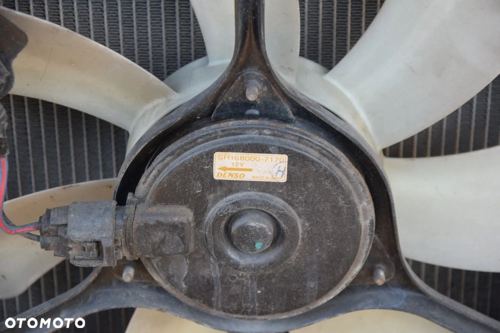 Suzuki Alto 09- Nissan Pixo CHŁODNICA WODY Klimy + Wentylator Komplet SR168000-7170 17700-68K00 - 2