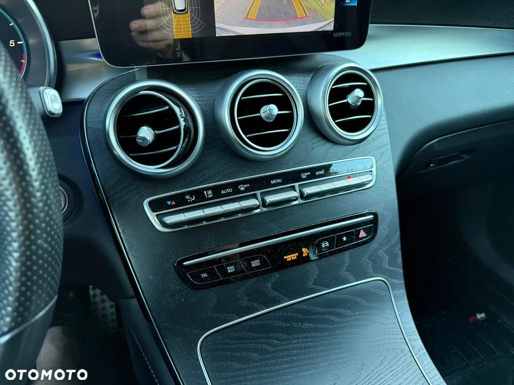 Mercedes-Benz GLC 220 d 4-Matic - 8