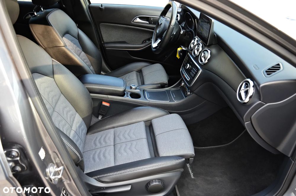 Mercedes-Benz GLA 180 (CDI) d 7G-DCT Style - 37