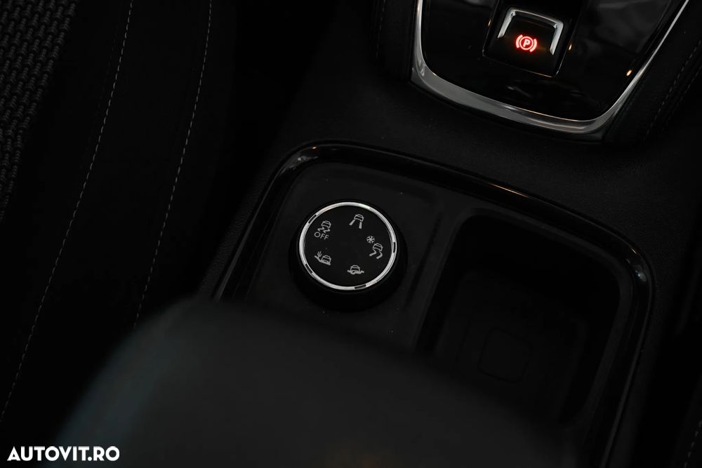 Opel Grandland X 1.2 Turbo START/STOP Innovation - 26