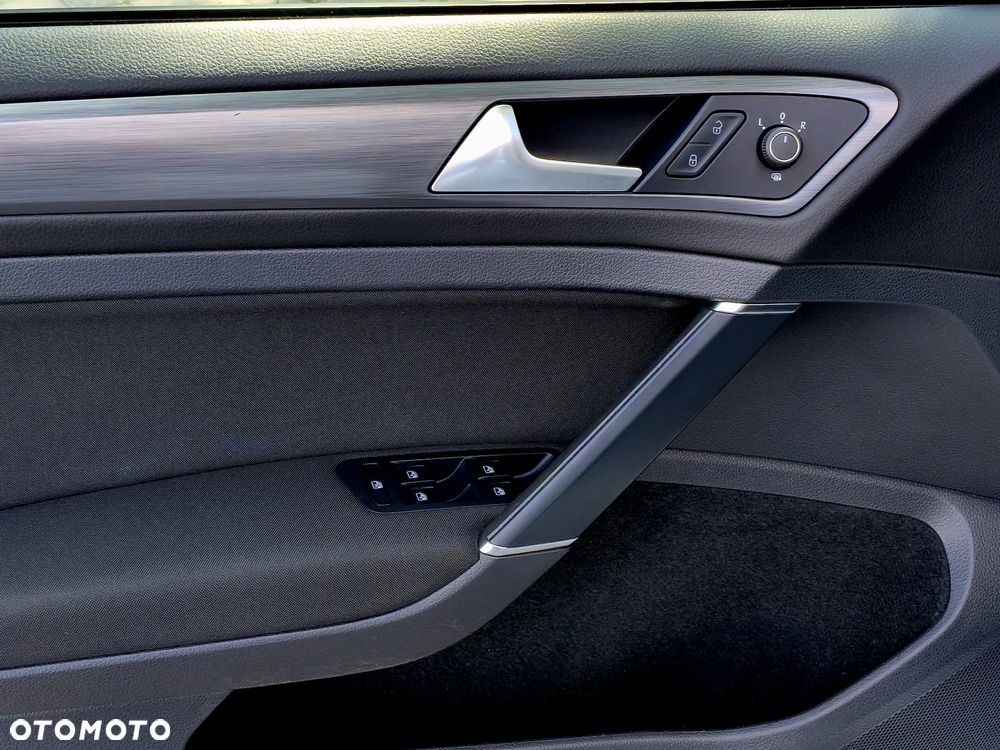 Volkswagen Golf 1.5 TSI BMT Evo Comfortline DSG - 14