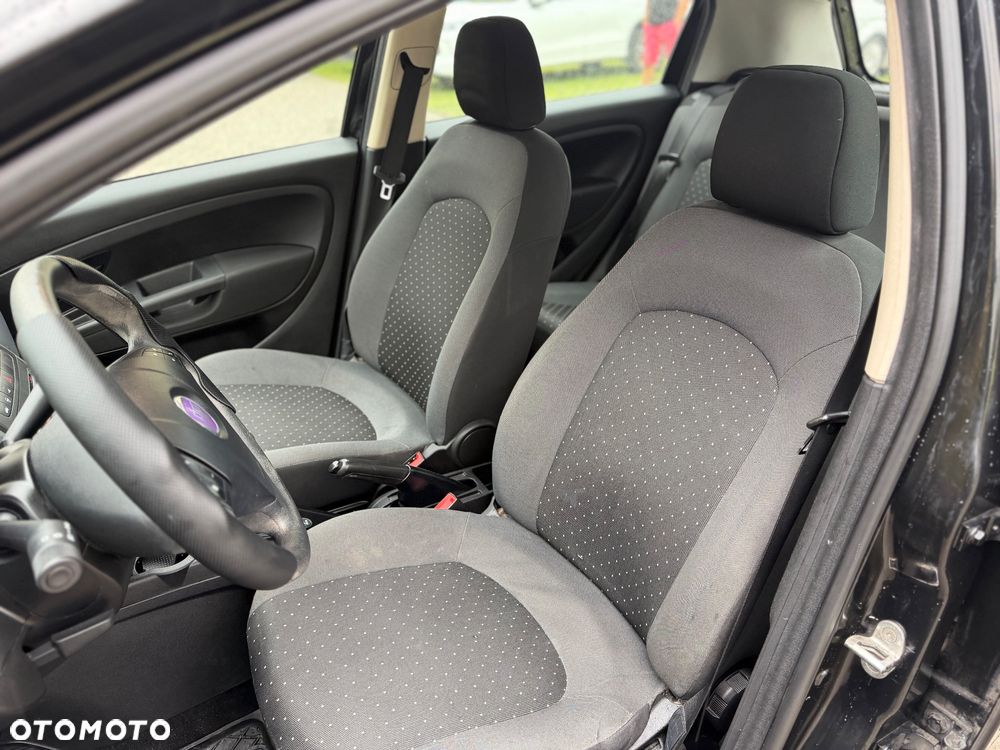 Fiat Grande Punto Actual 1.4 8V Estiva Blue&Me - 17