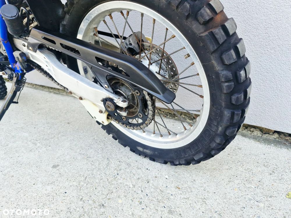Suzuki DR - 8