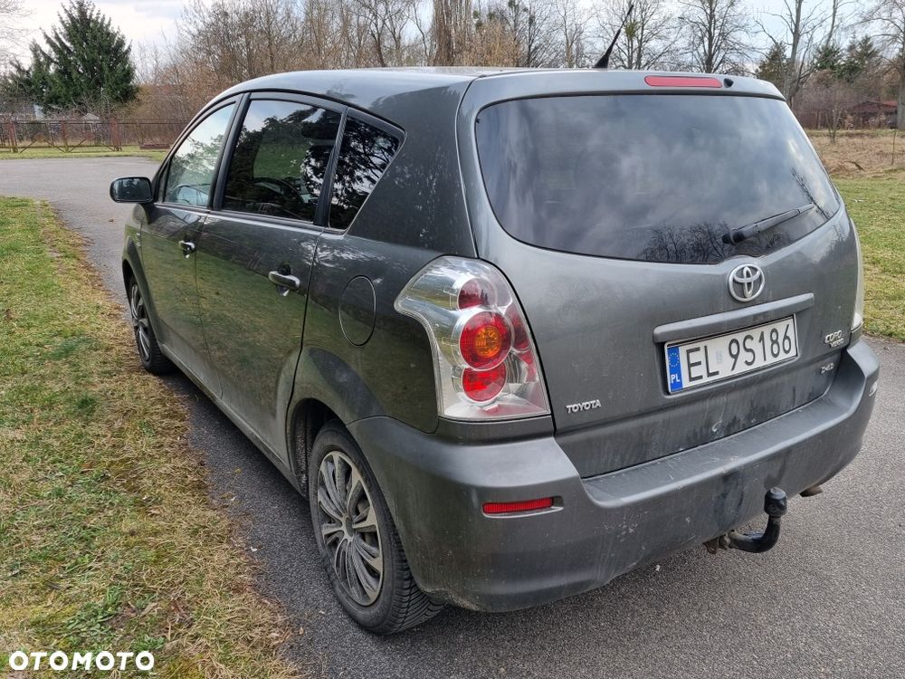 Toyota Corolla Verso - 2