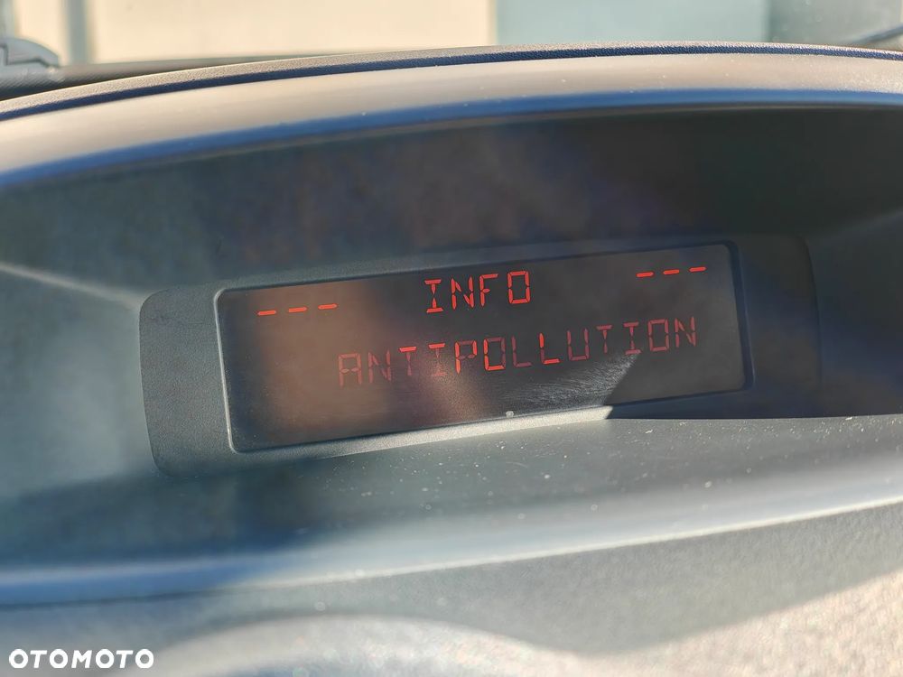 Citroën C2 1.4 Confort - 31