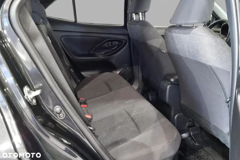 Toyota Yaris Cross Hybrid 1.5 Active - 19