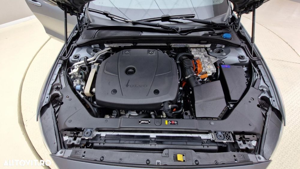 Volvo S60 T5 AWD R-Design - 20