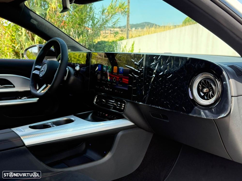 Mercedes-Benz CLA 220 - 16