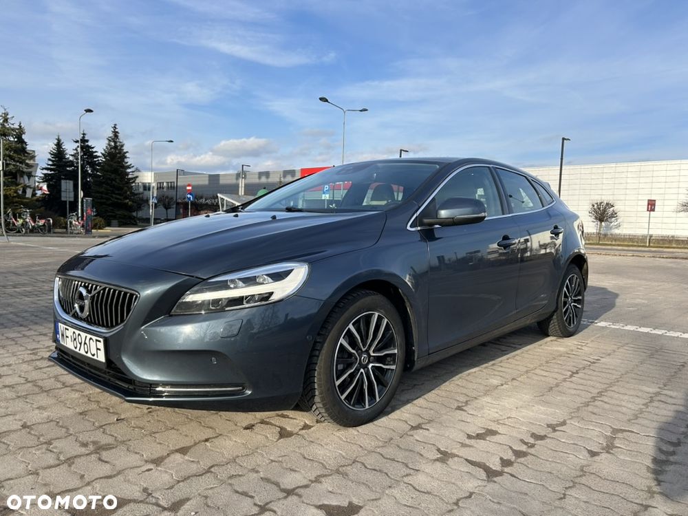 Volvo V40 D3 Drive-E Inscription - 1