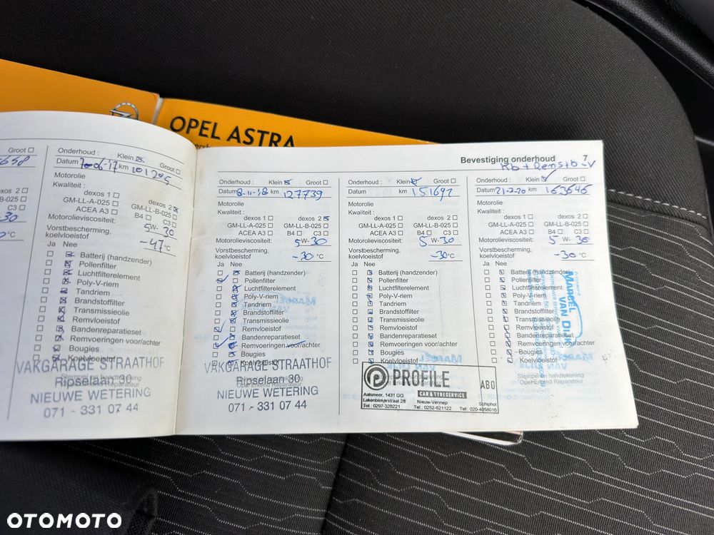 Opel Astra 1.4 Cosmo - 33