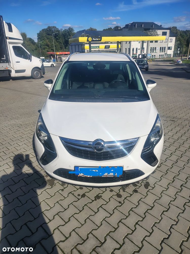 Opel Zafira - 13