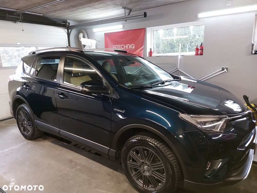 Toyota RAV4 Hybrid Platinum 4x2 - 33