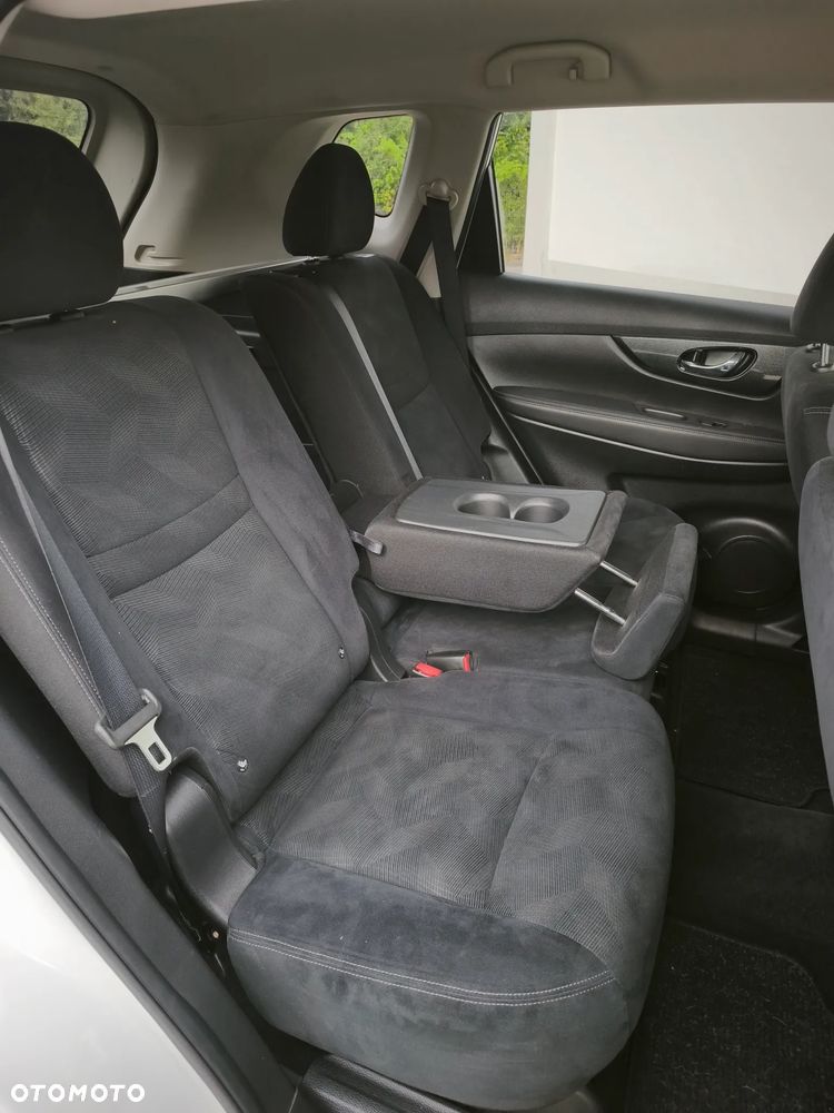 Nissan X-Trail 1.6 DCi N-Connecta 2WD EU6 - 18